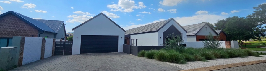 4 Bedroom Property for Sale in Meerhof North West